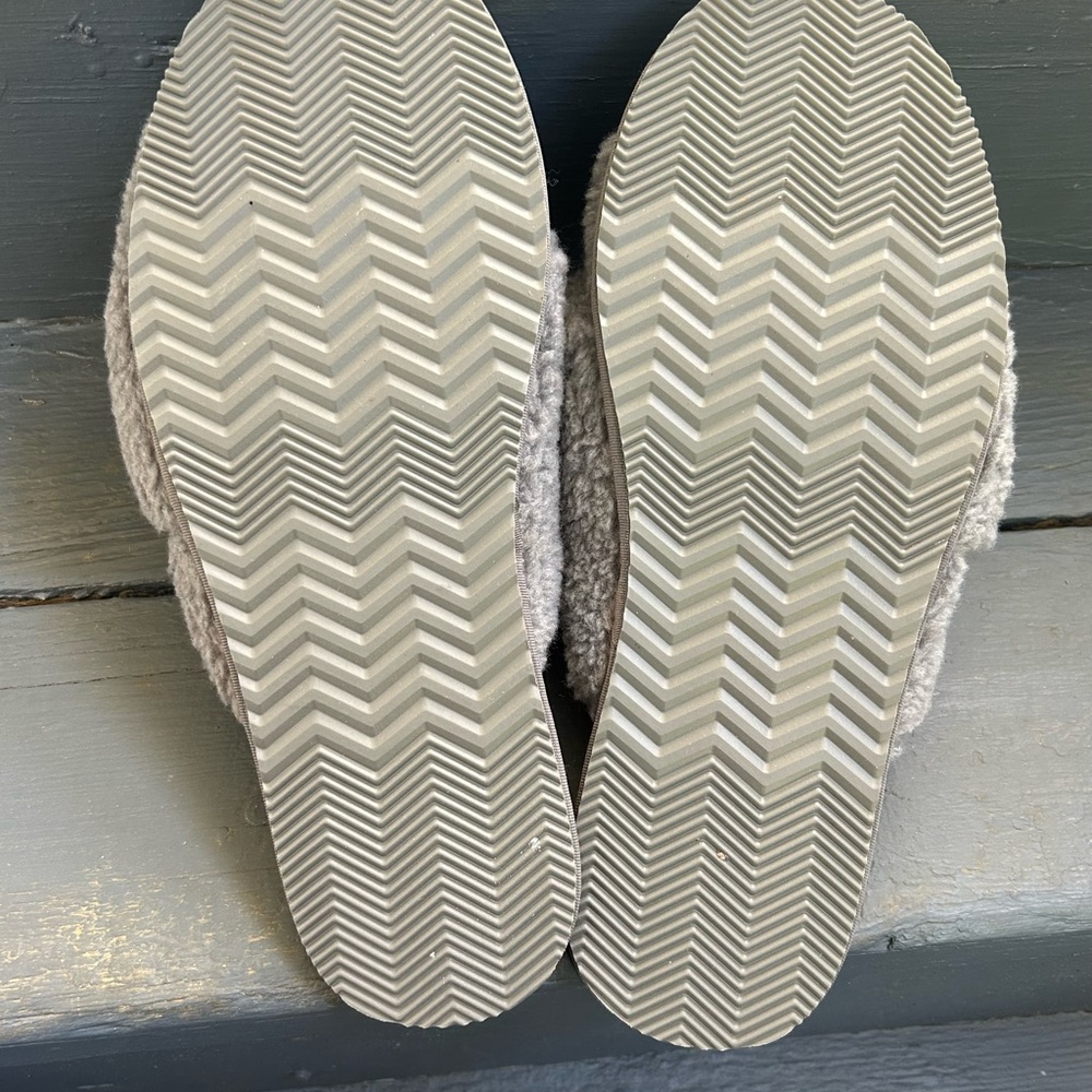 SOREL Go Mail Run Slippers - Picture 9 of 13